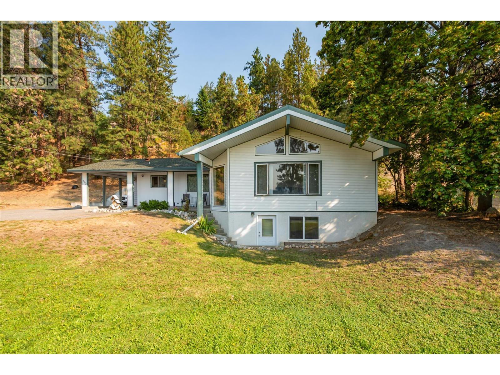  4992 Princeton Avenue, Peachland