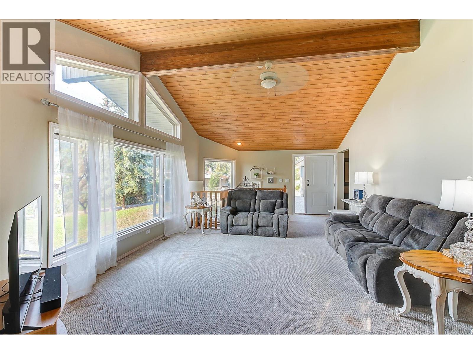  4992 Princeton Avenue, Peachland