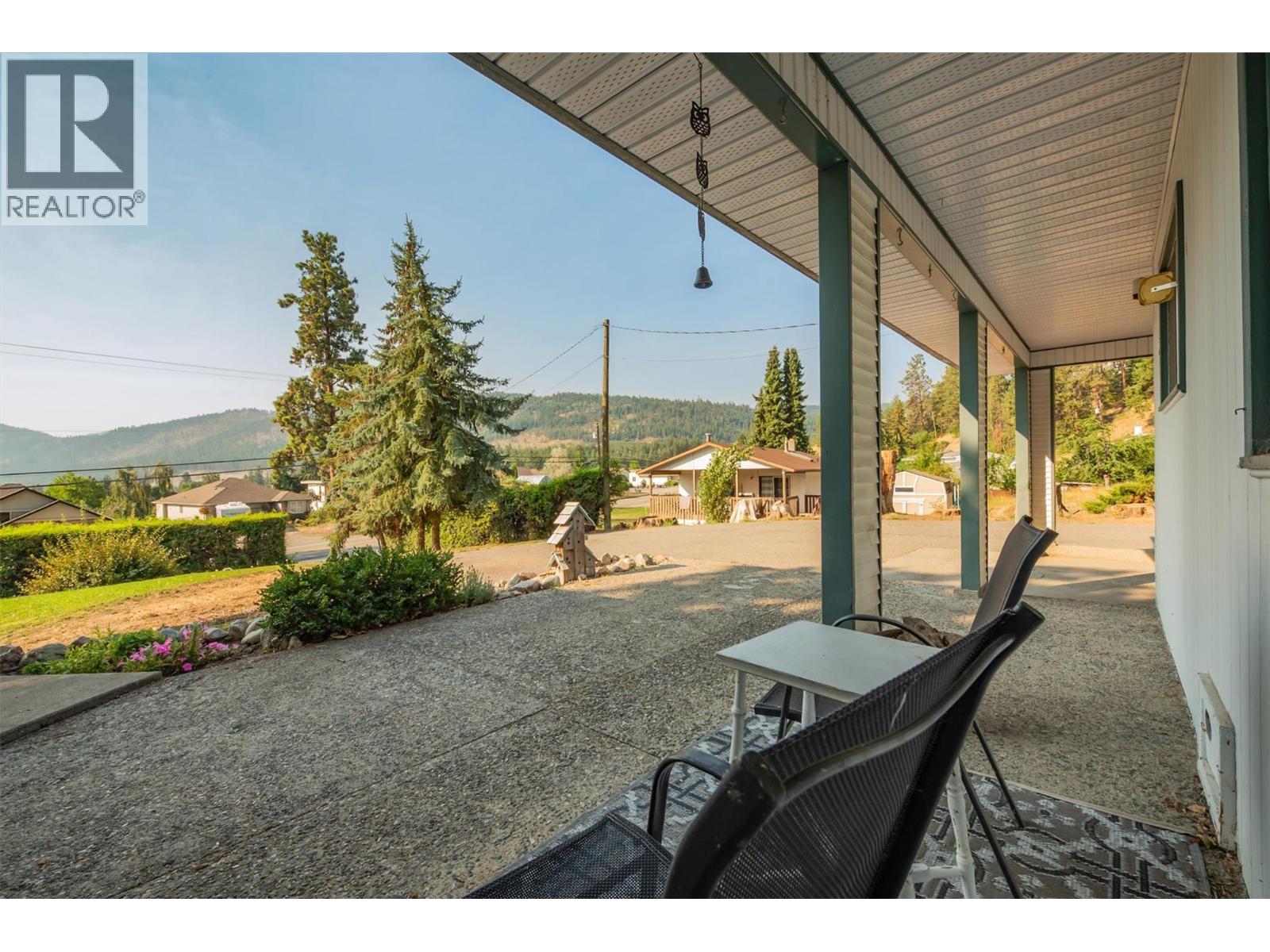  4992 Princeton Avenue, Peachland