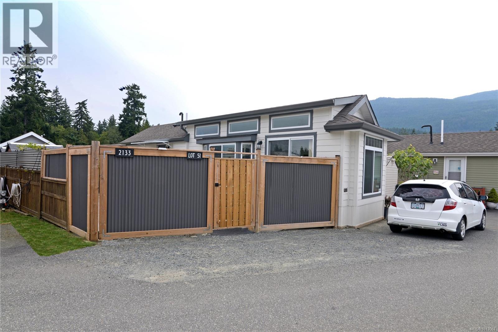 Photo 9 of 51 2133 Henderson Lake Way, Nanaimo BC