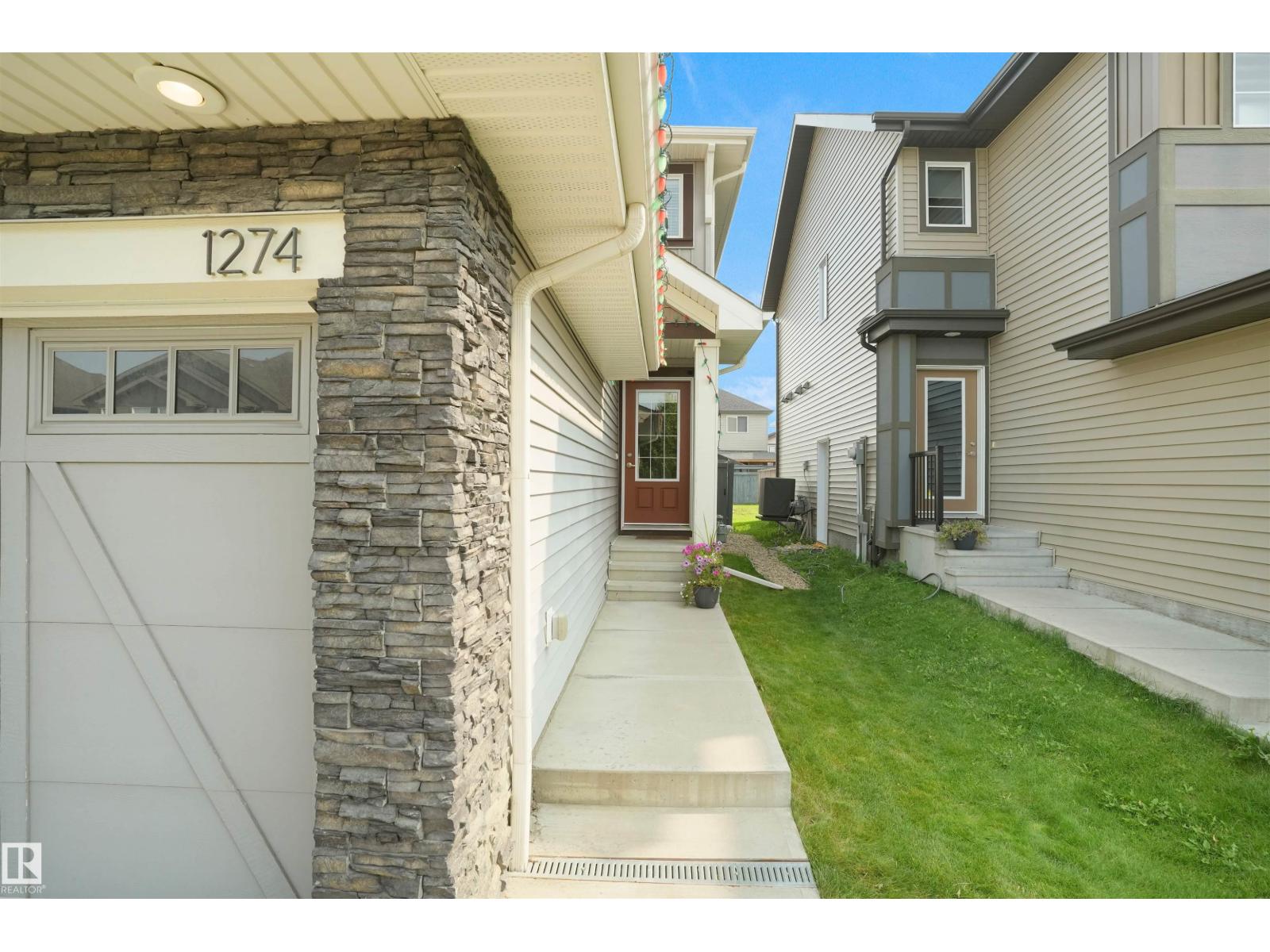 Photo 8 of 1274 Daniels Cr Sw Sw, Edmonton AB