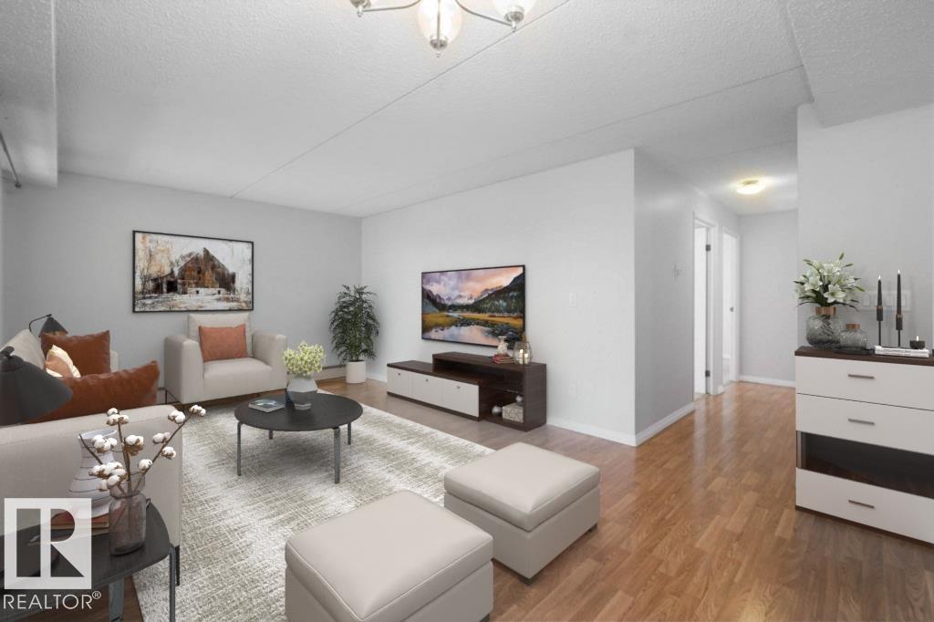 Photo 2 of 202 9917 110 St Nw, Edmonton AB