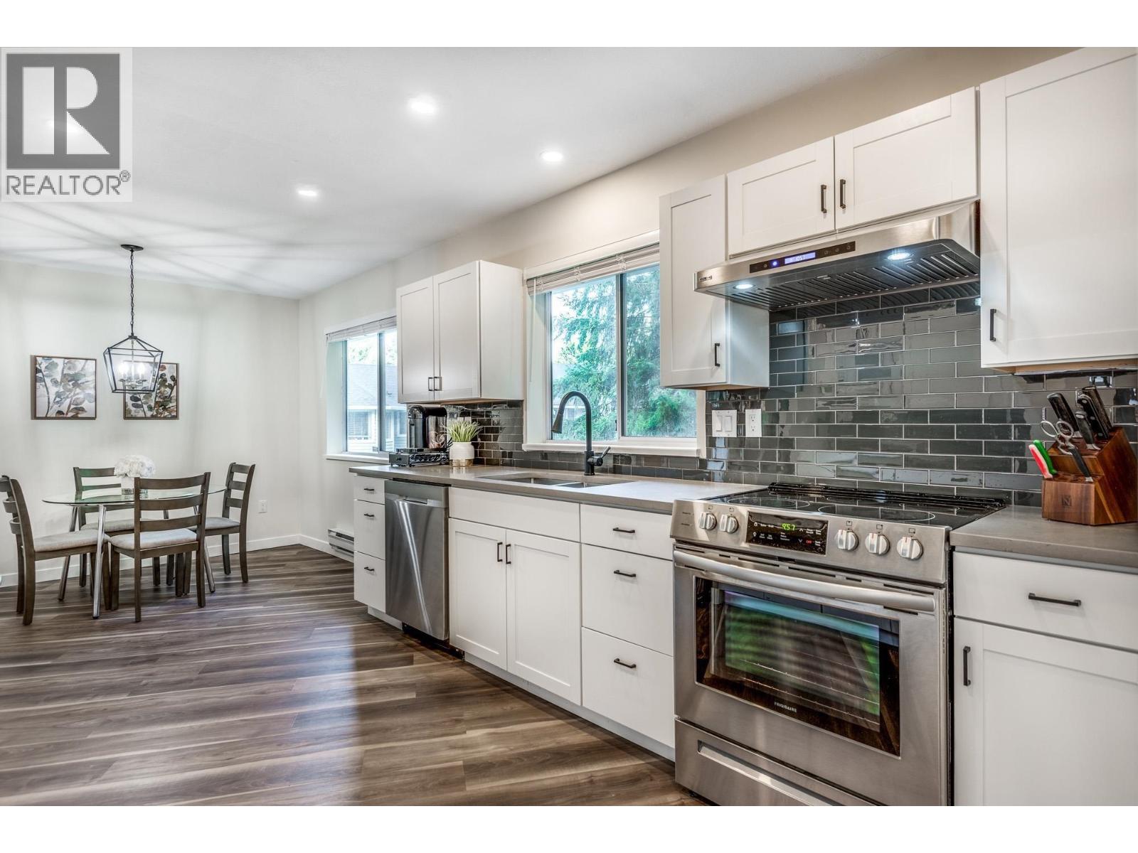 Photo 22 of 227 22555 116 Avenue, Maple Ridge BC