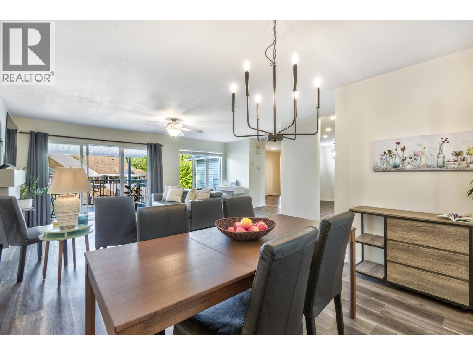 Photo 17 of 227 22555 116 Avenue, Maple Ridge BC