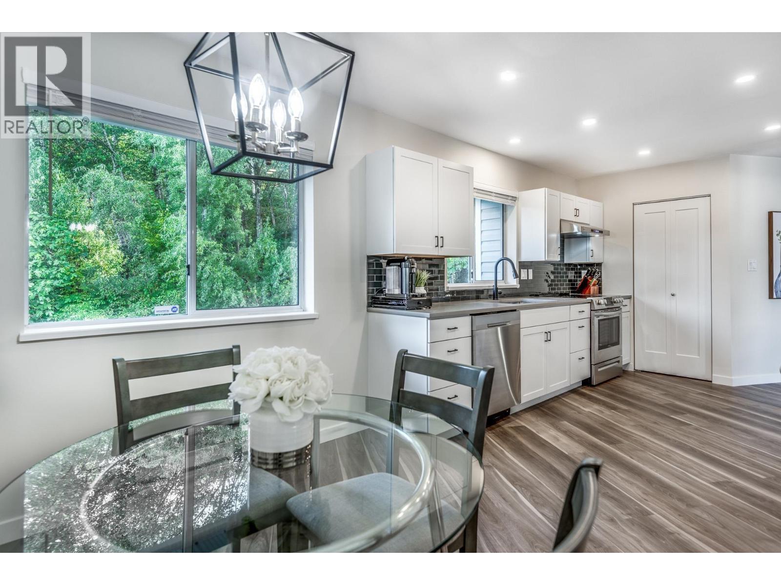 Photo 19 of 227 22555 116 Avenue, Maple Ridge BC
