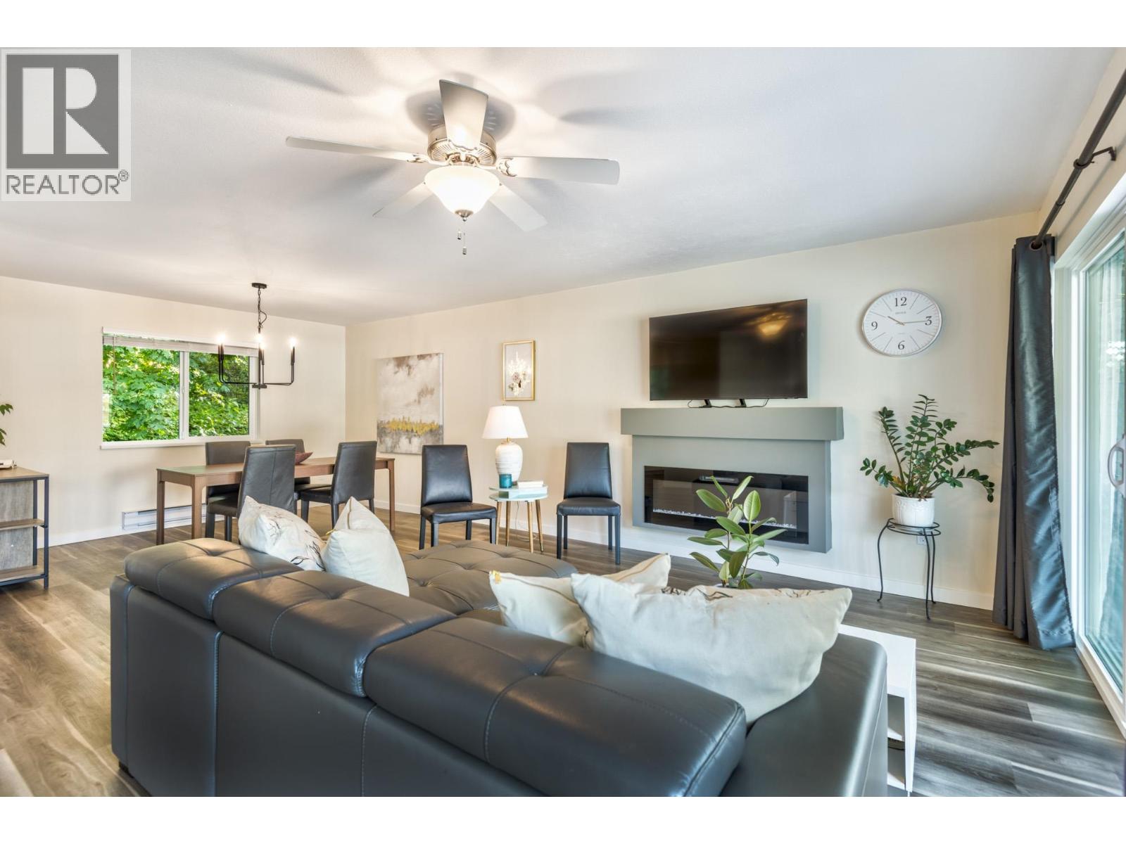 Photo 14 of 227 22555 116 Avenue, Maple Ridge BC