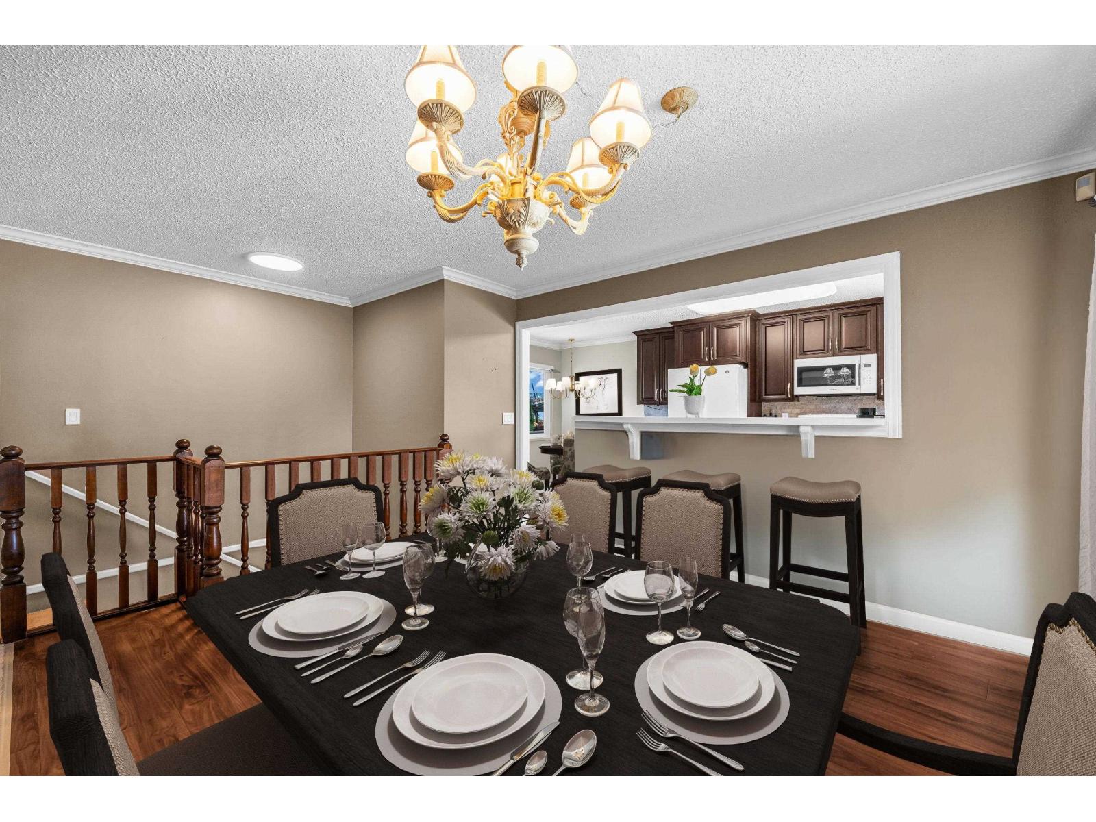 Photo 9 of 26580 28 B Avenue, Langley BC