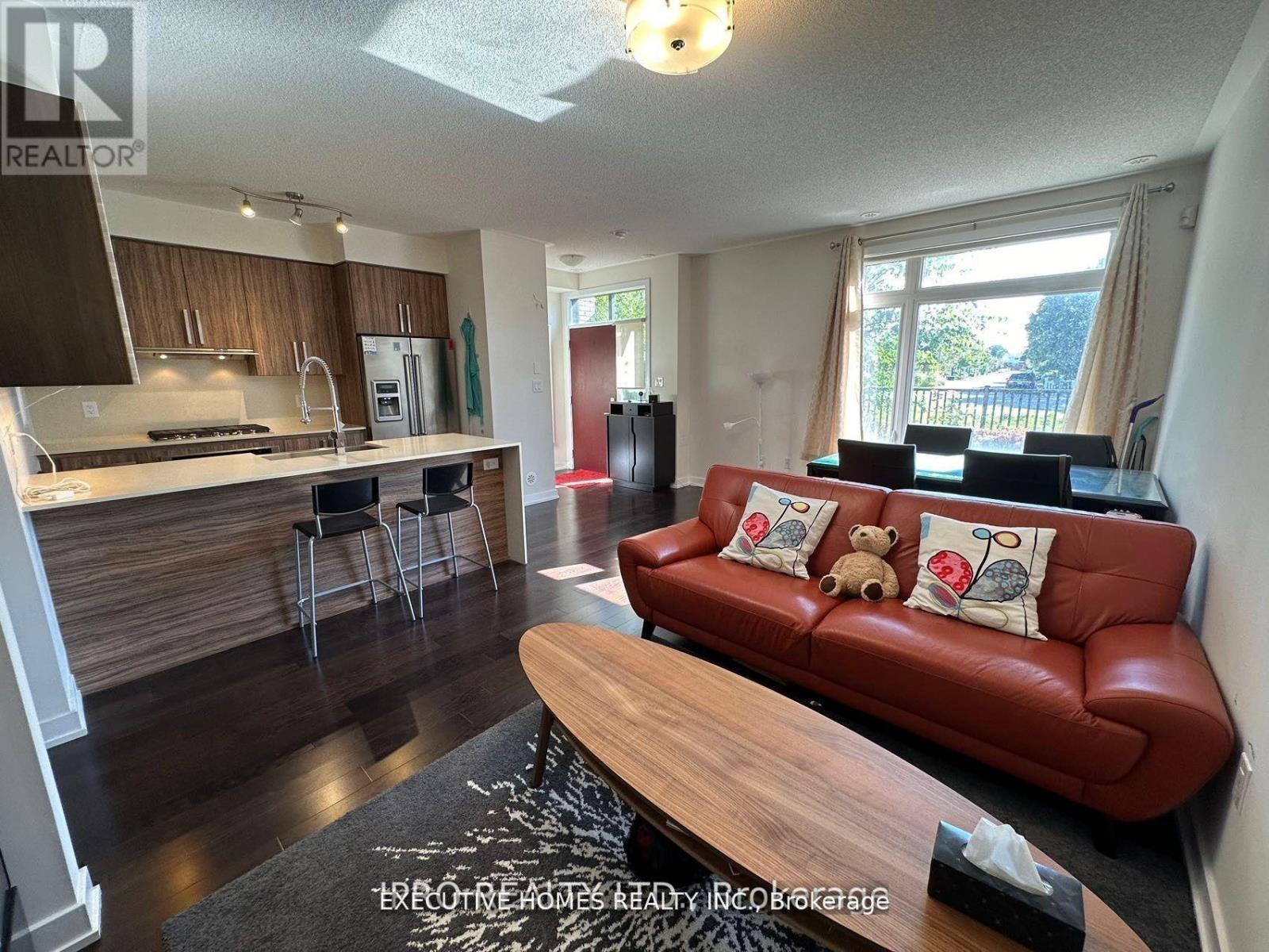 Photo 16 of 9 4020 Parkside Village Drive, Mississauga ON