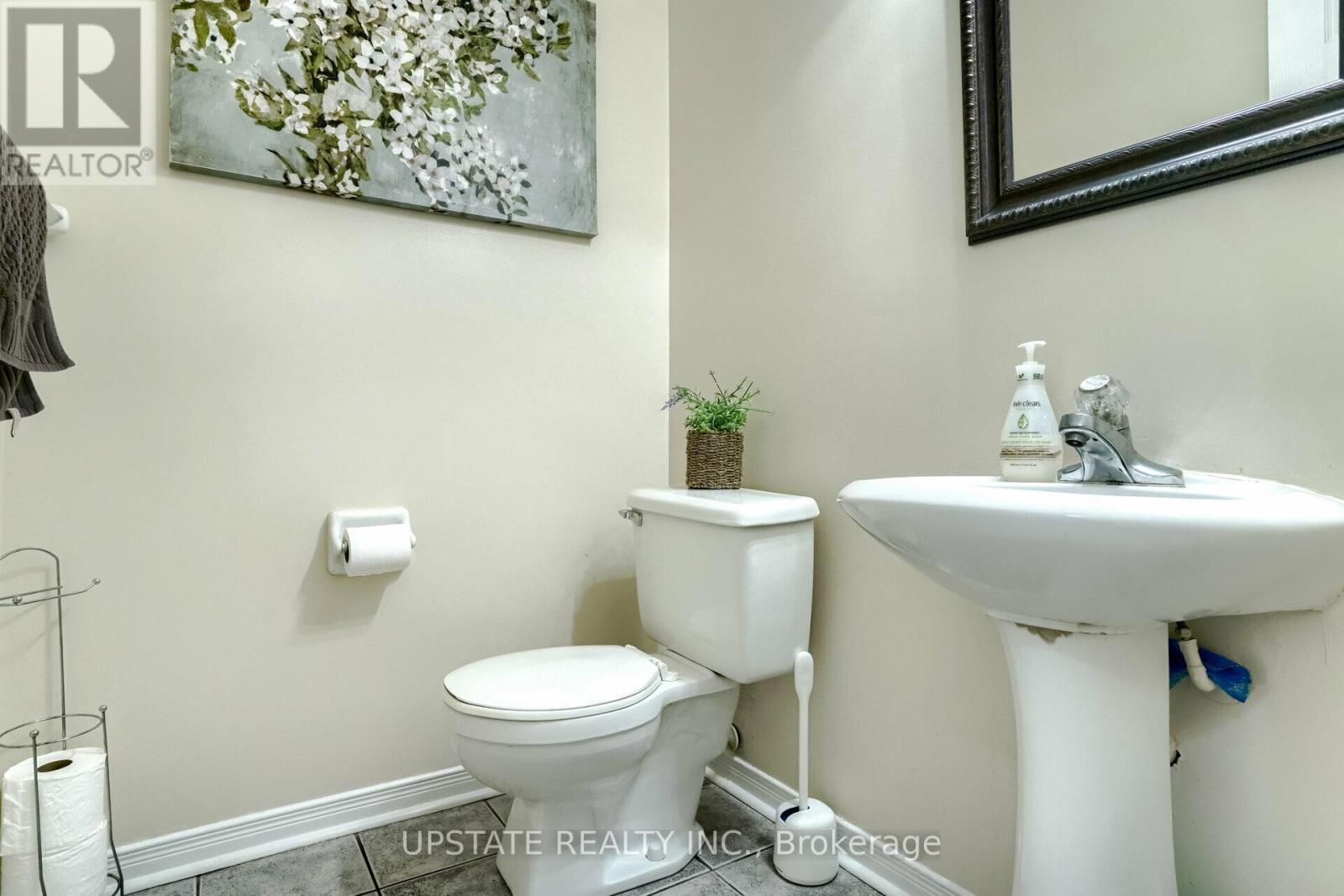 Photo 11 of 99 Prairie Rose Circle, Brampton ON