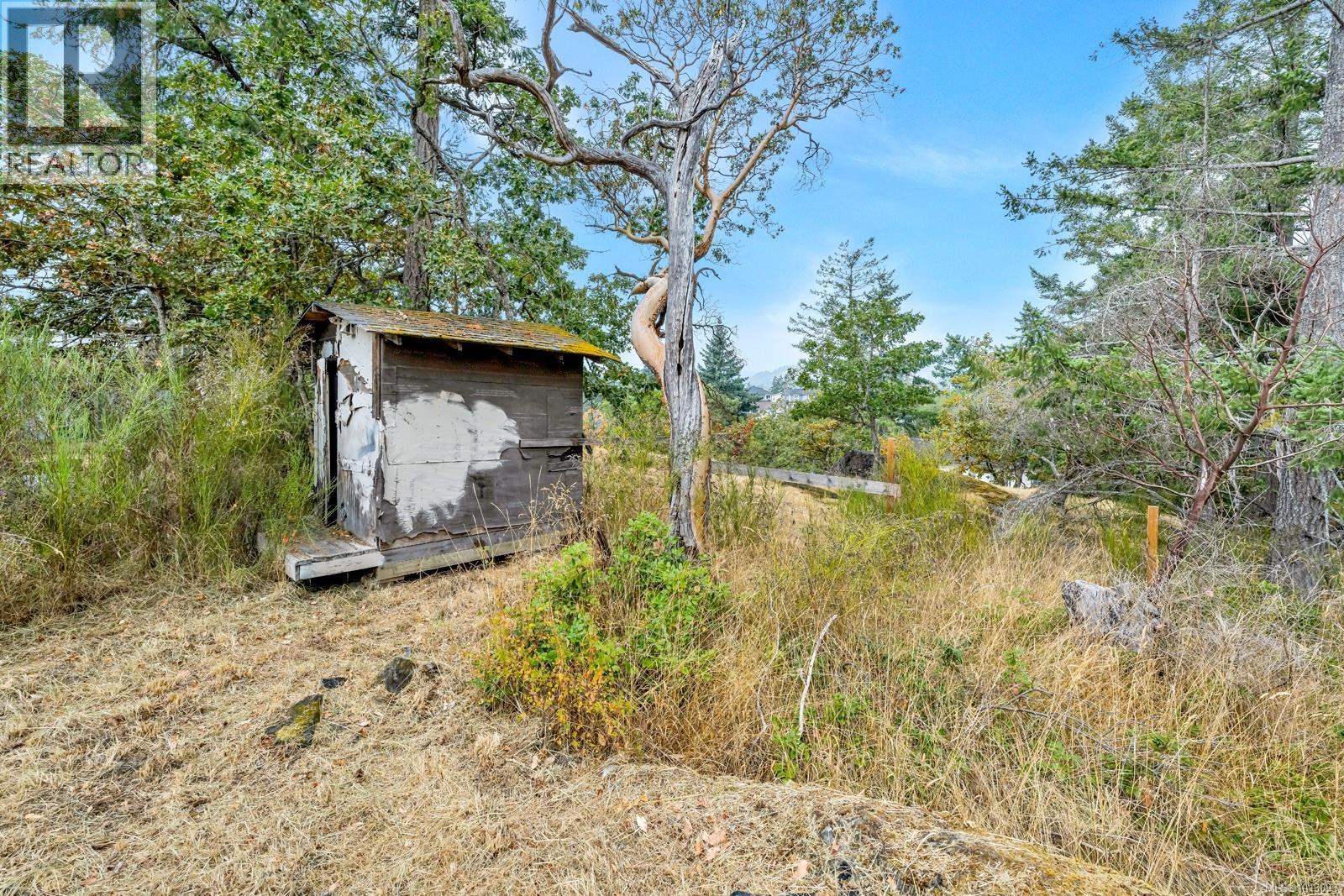 Photo 40 of 2586 Rainville Rd, Langford BC