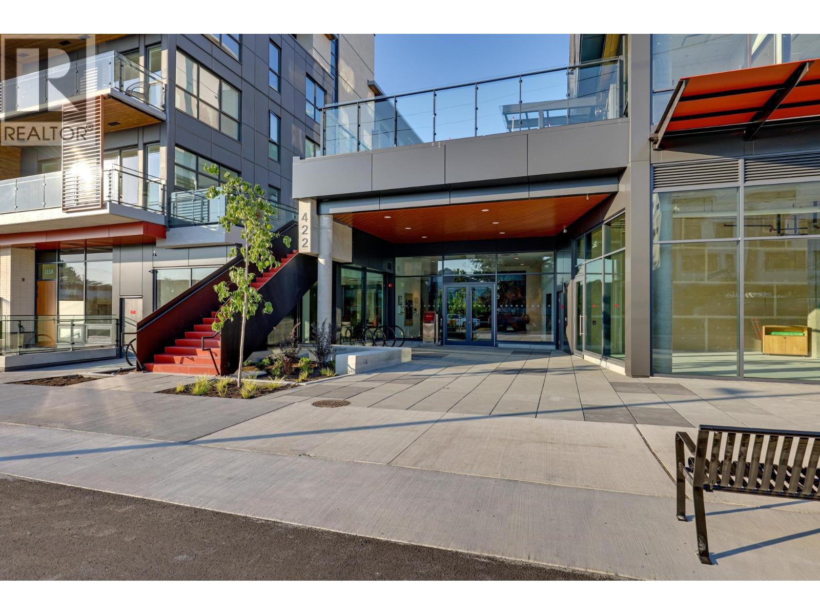 Photo 1 of 564 422 E 3rd Street, North Vancouver BC
