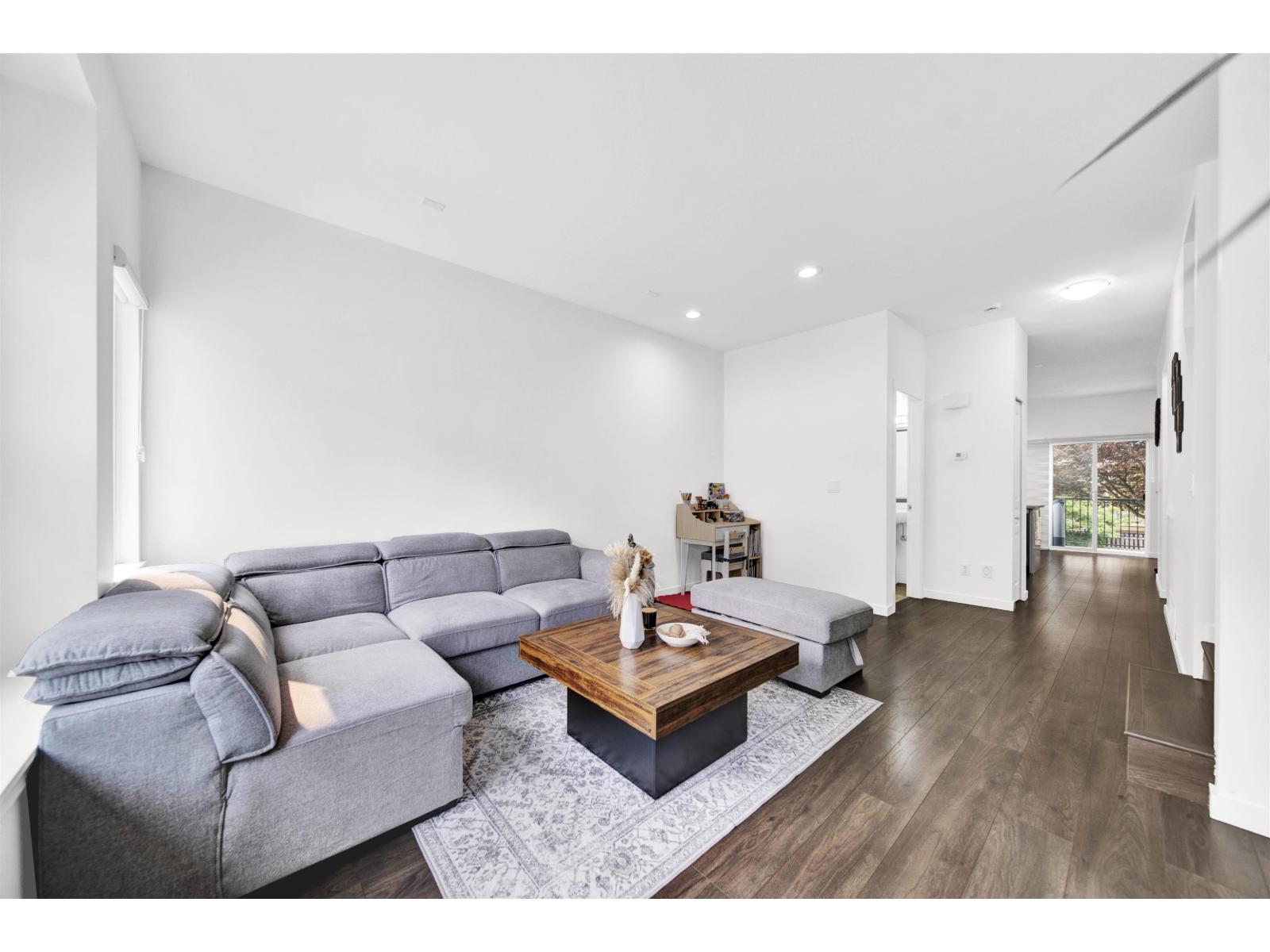 Photo 6 of 58 12677 63 Avenue, Surrey BC