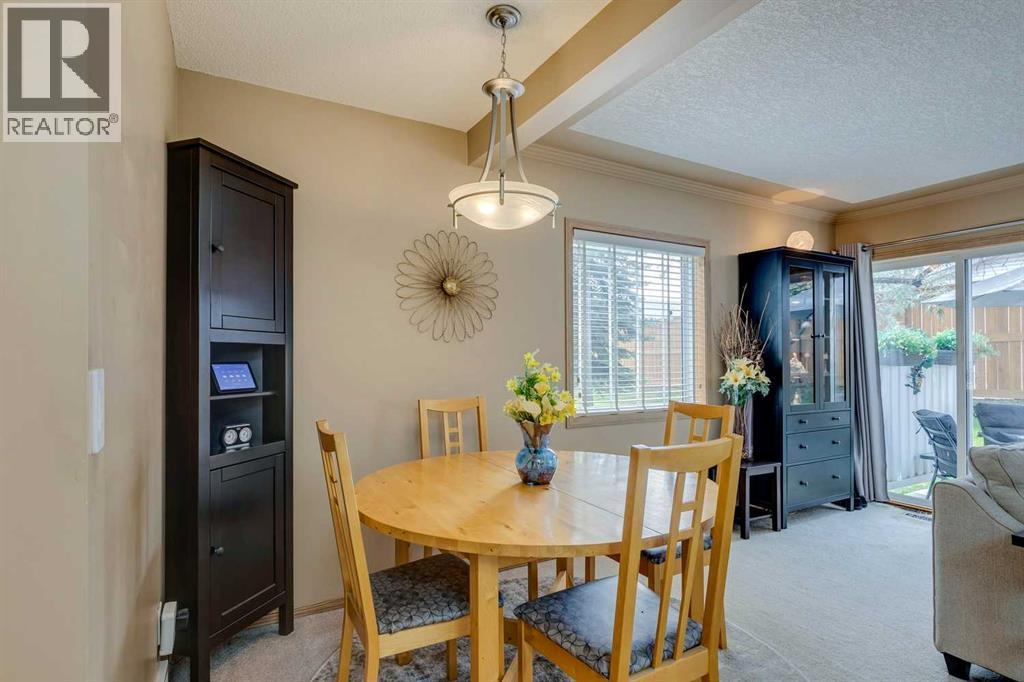 Photo 13 of 139 Country Hills Villas Nw, Calgary AB