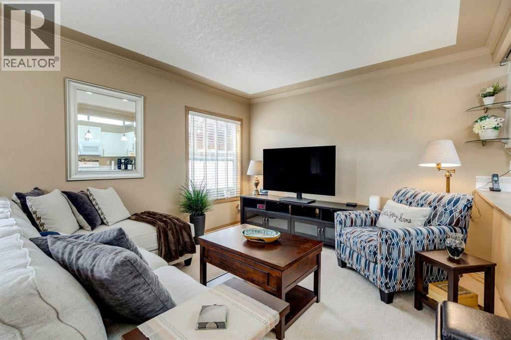 Photo 8 of 139 Country Hills Villas Nw, Calgary AB