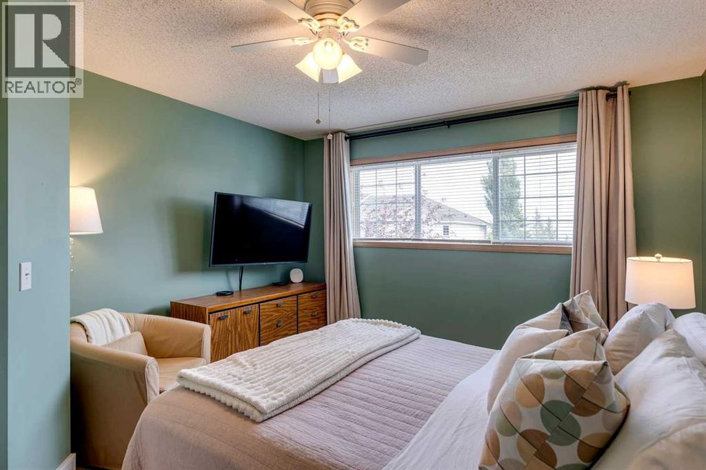 Photo 23 of 139 Country Hills Villas Nw, Calgary AB