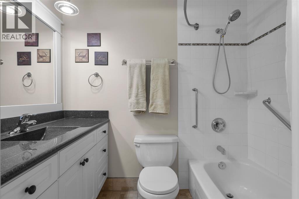Photo 25 of 272 Deercliff Road Se, Calgary AB