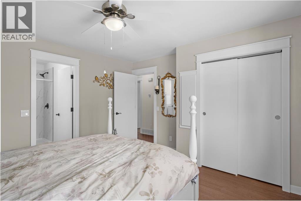 Photo 19 of 272 Deercliff Road Se, Calgary AB