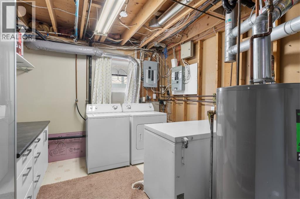 Photo 37 of 272 Deercliff Road Se, Calgary AB