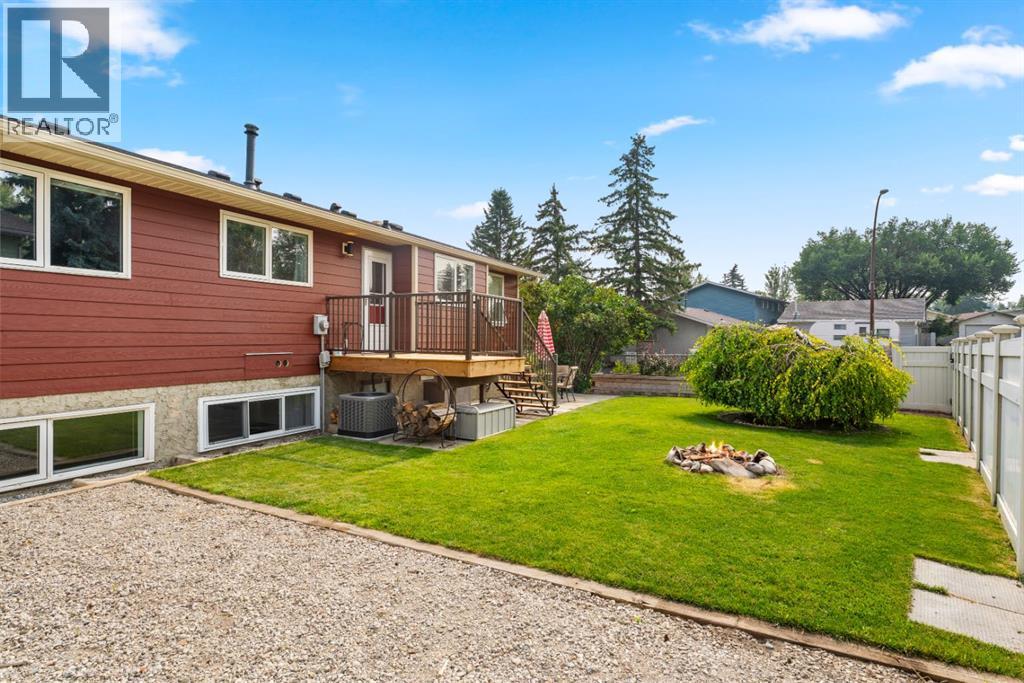 Photo 41 of 272 Deercliff Road Se, Calgary AB