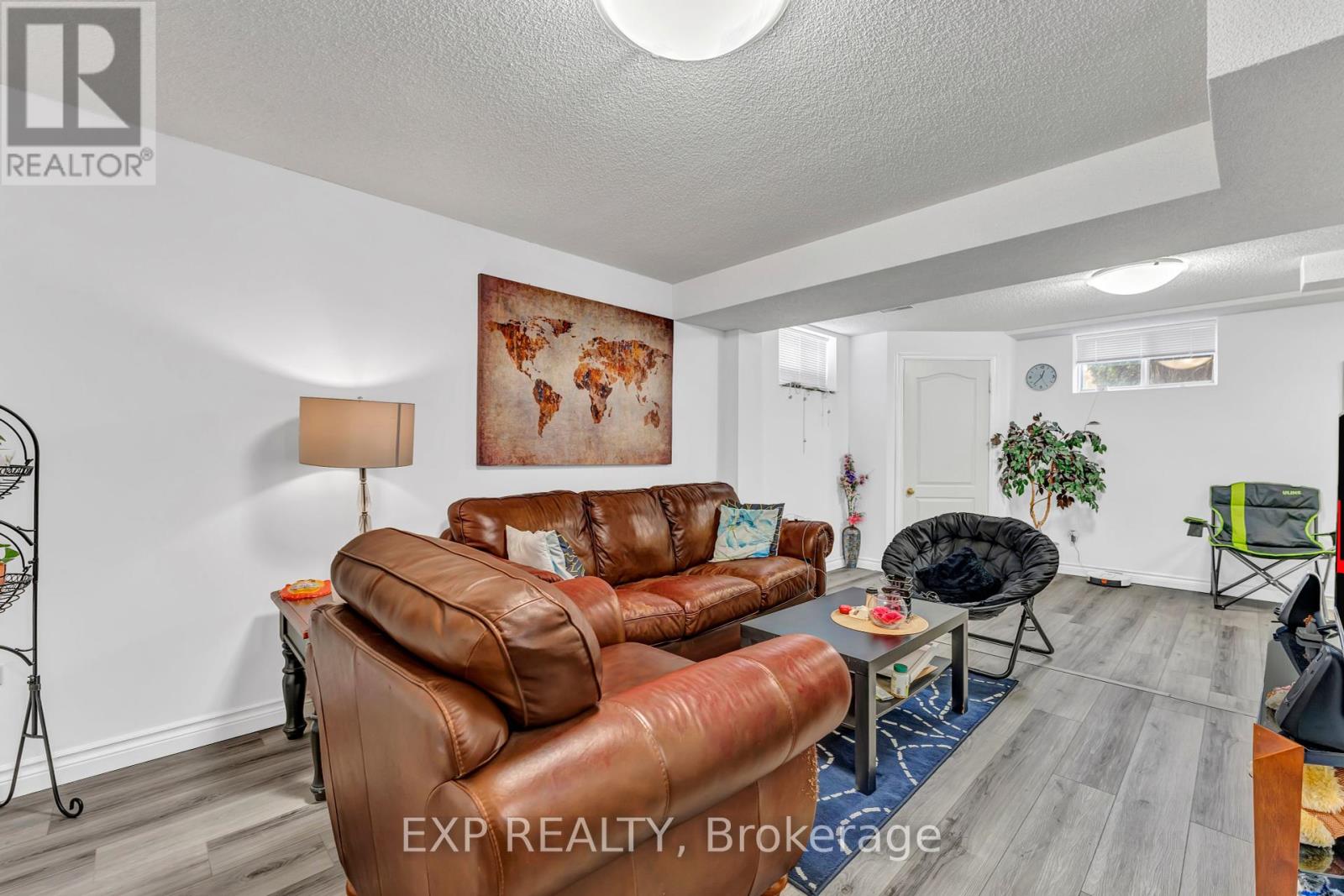 Photo 32 of 2 Glencrest Avenue, Hamilton ON
