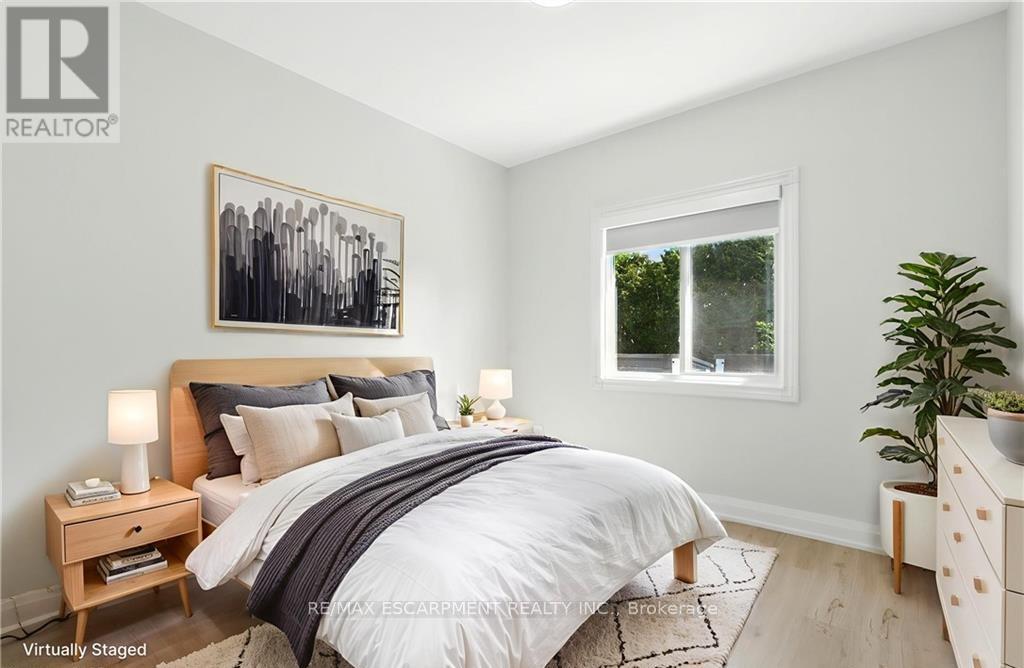 Photo 48 of 929 Upper Ottawa Street, Hamilton ON