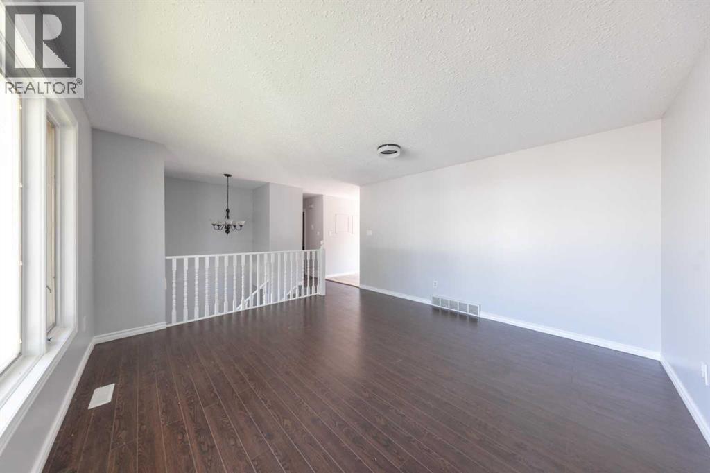 Photo 6 of 5305 26 Street Close, Lloydminster AB