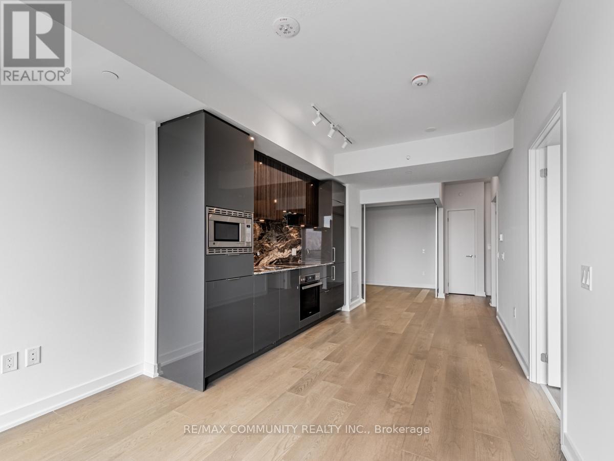 Photo 11 of 3001 50 Oneill Road E, Toronto ON