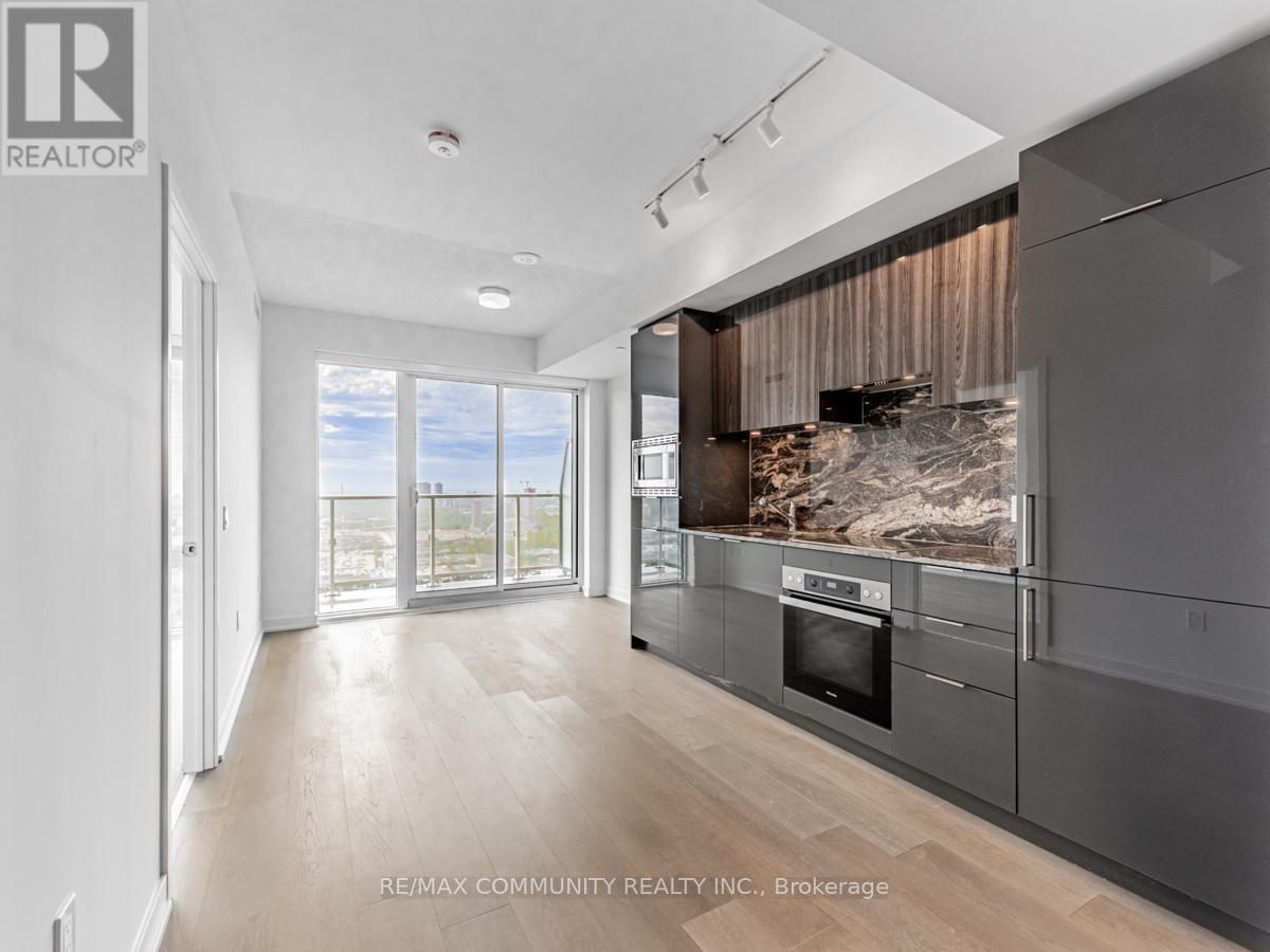 Photo 12 of 3001 50 Oneill Road E, Toronto ON