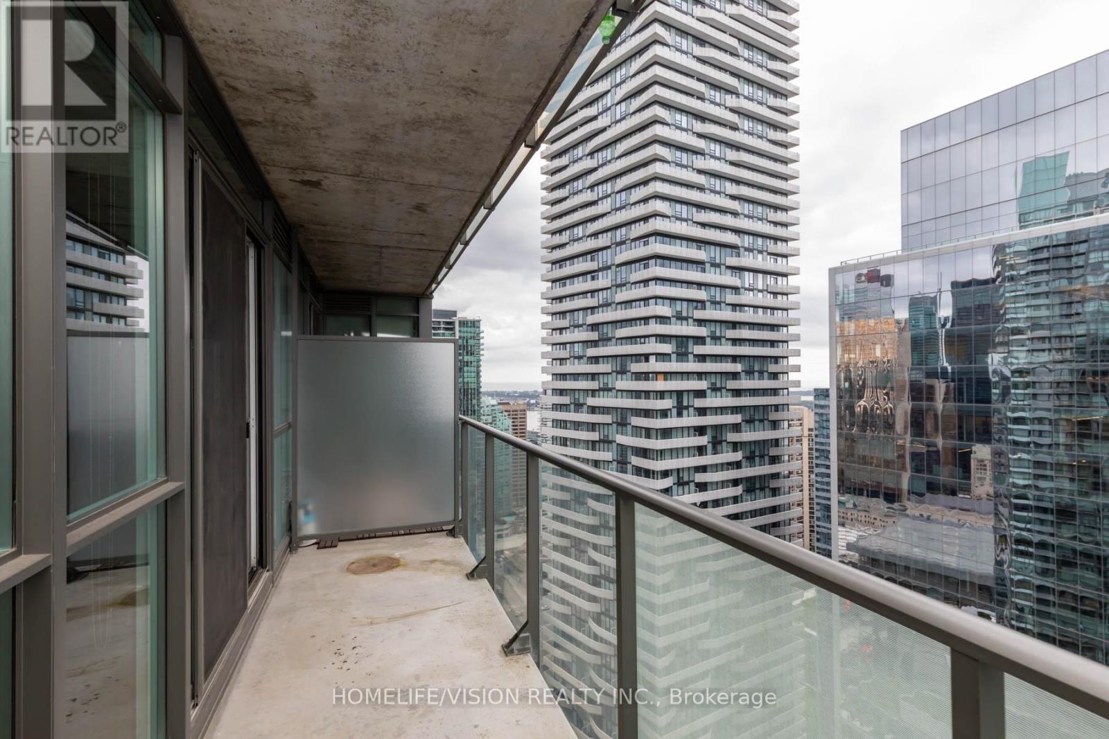Photo 19 of 3909 55 Bremner Boulevard E, Toronto ON