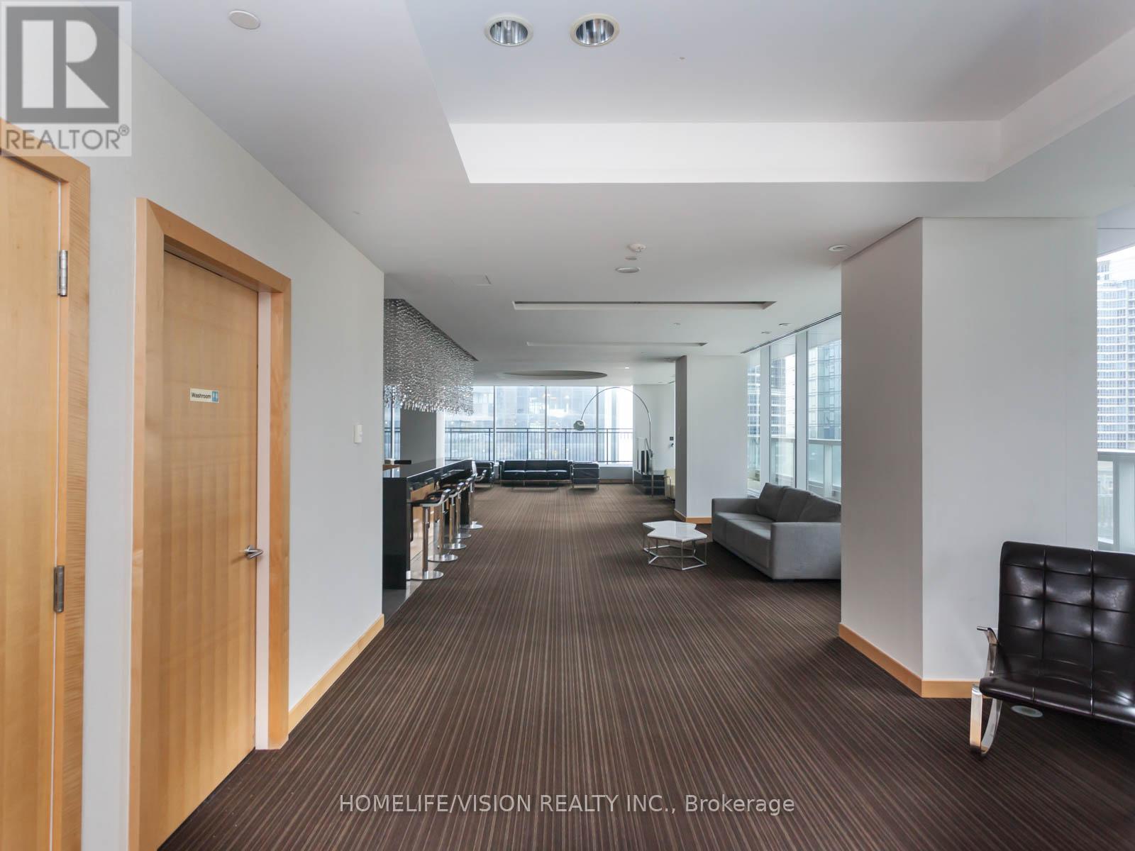 Photo 26 of 3909 55 Bremner Boulevard E, Toronto ON