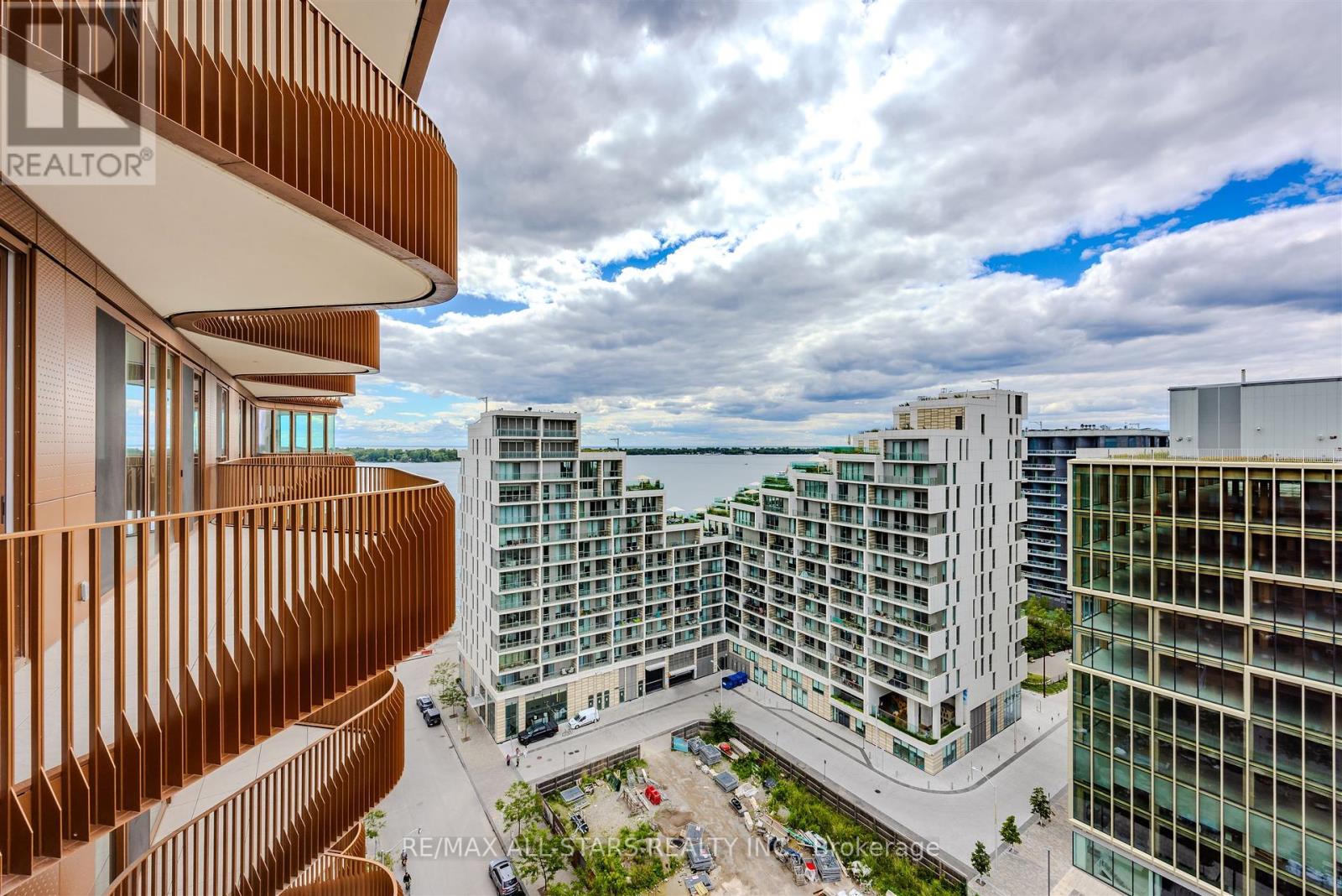 Photo 41 of 1328 155 Merchants Wharf, Toronto ON