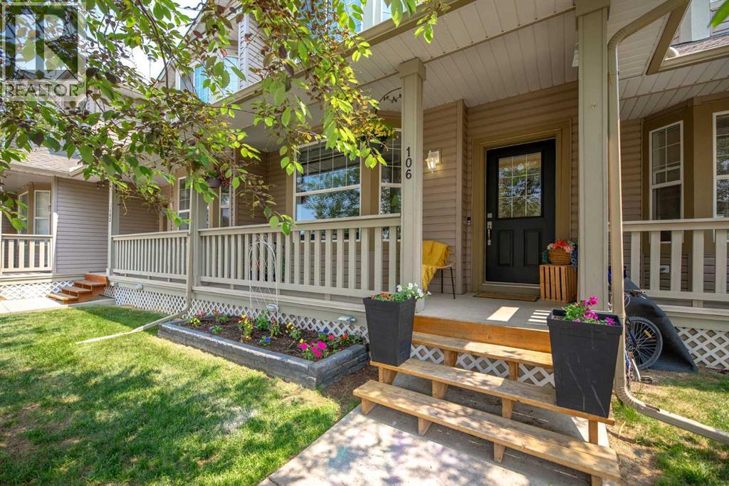 Photo 2 of 106 2006 Luxstone Boulevard, Airdrie AB