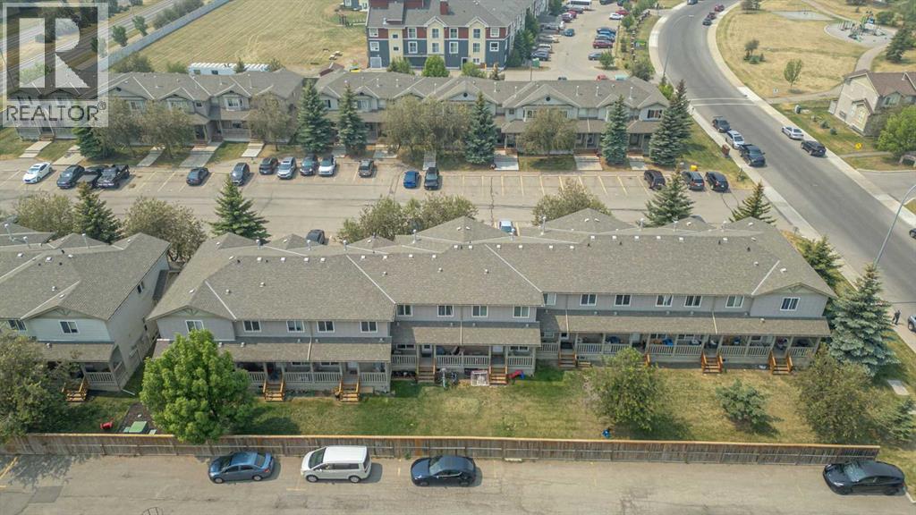 Photo 39 of 106 2006 Luxstone Boulevard, Airdrie AB
