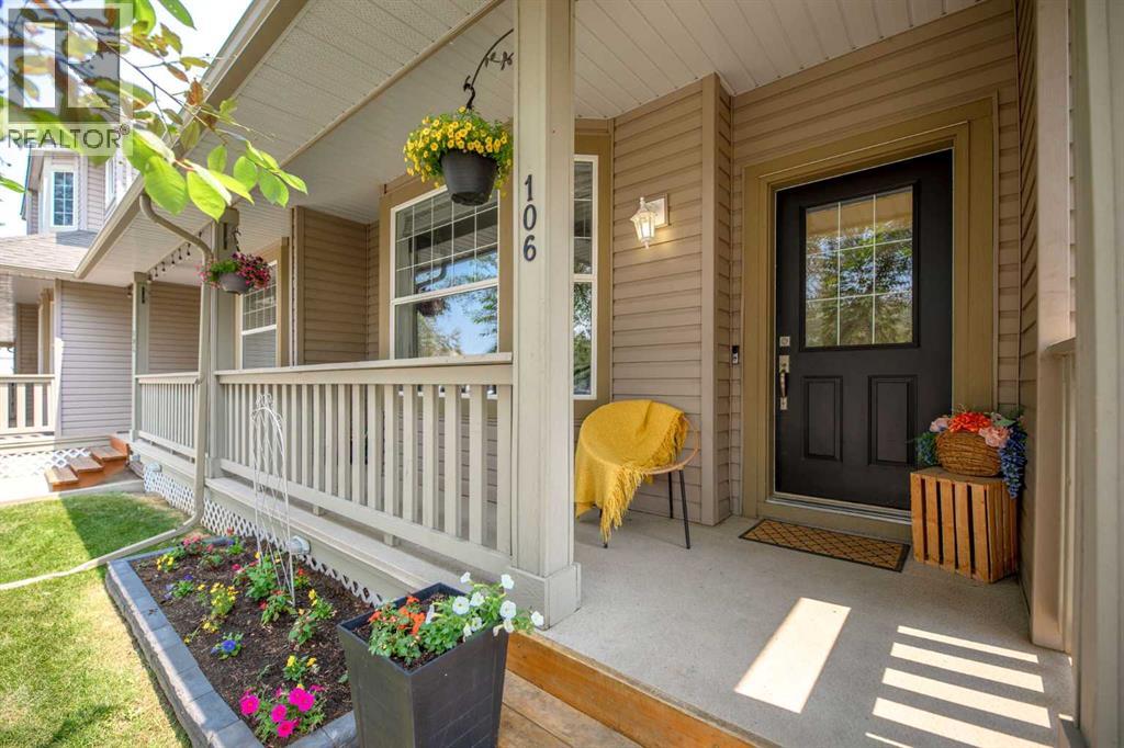 Photo 1 of 106 2006 Luxstone Boulevard, Airdrie AB