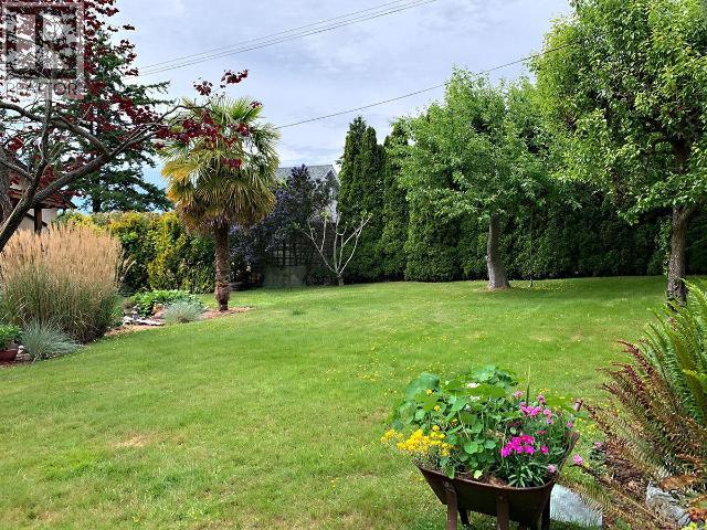 4557 WILLINGDON AVE, Powell River