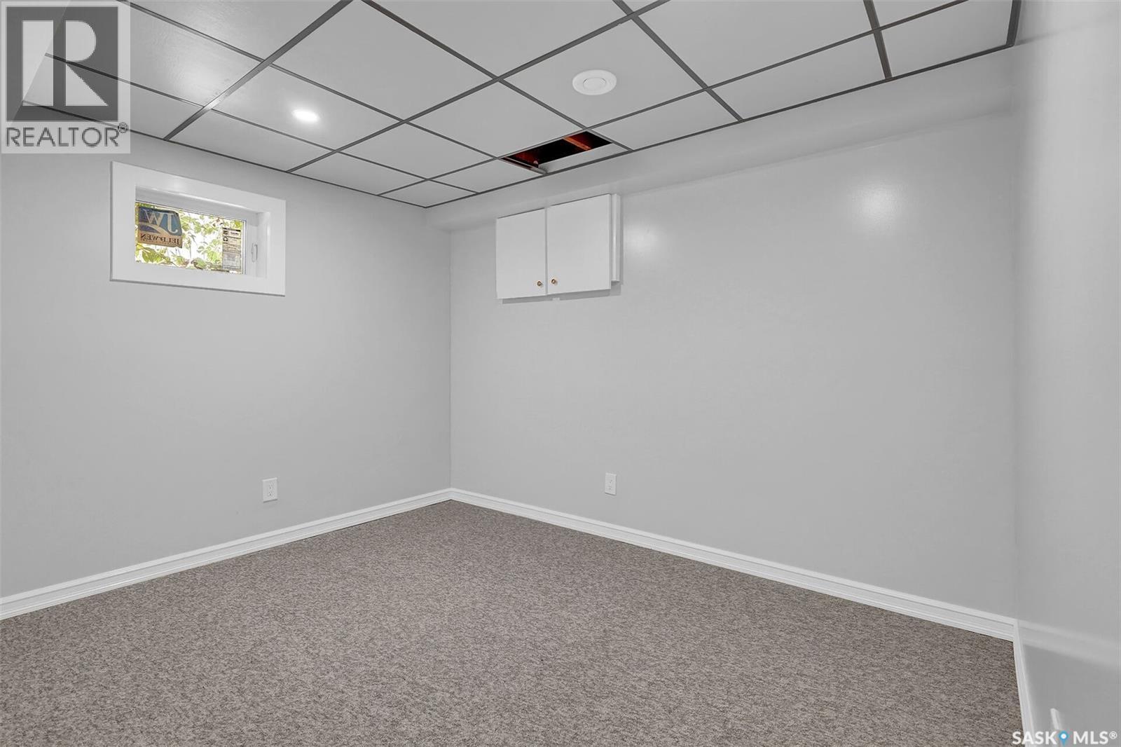 Photo 29 of 130 Laval Drive, Regina SK