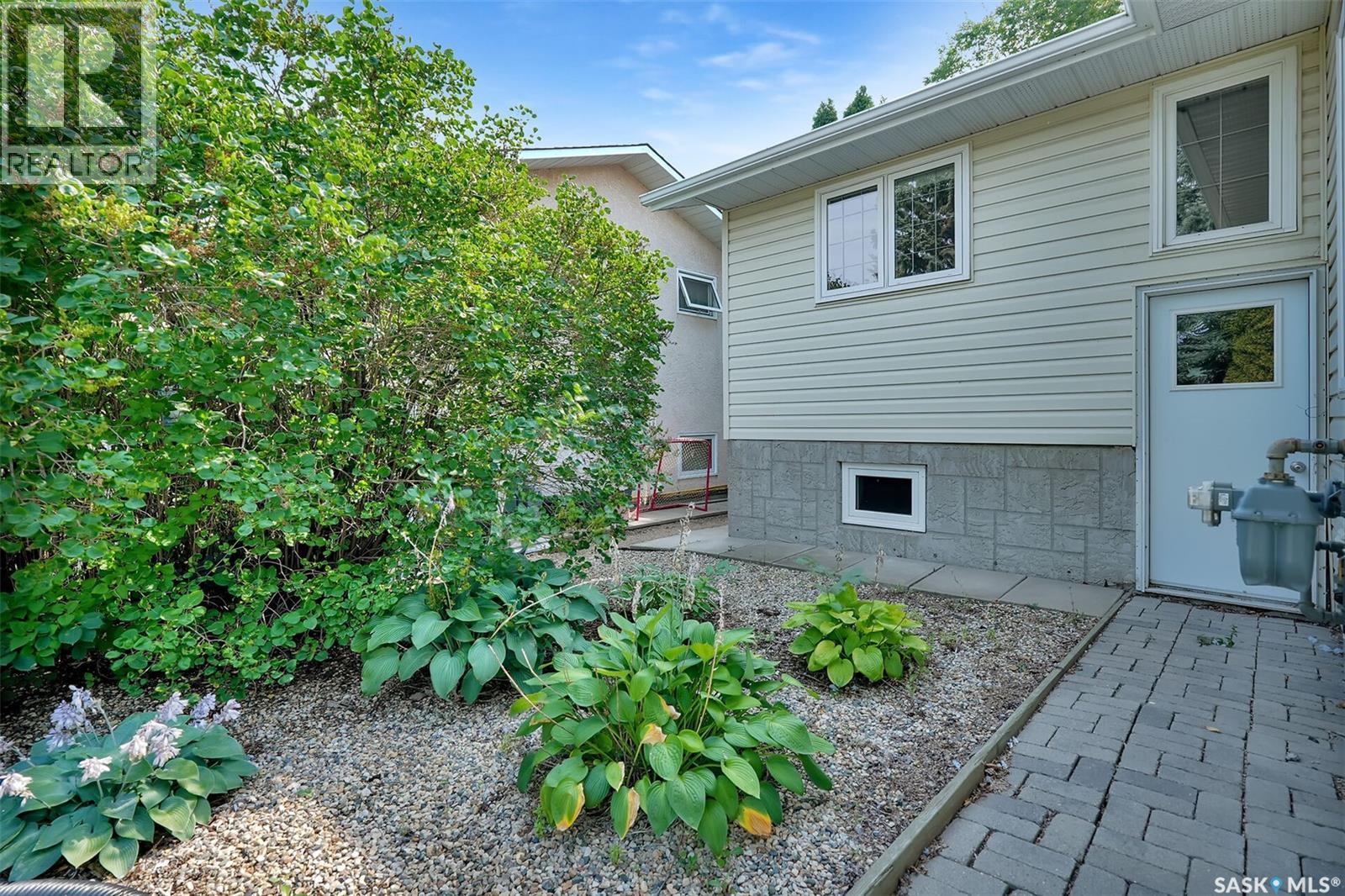 Photo 47 of 130 Laval Drive, Regina SK