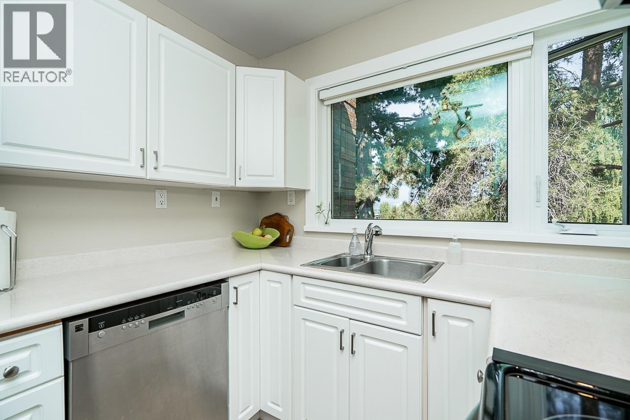 Photo 15 of 406 2366 Wall Street, Vancouver BC