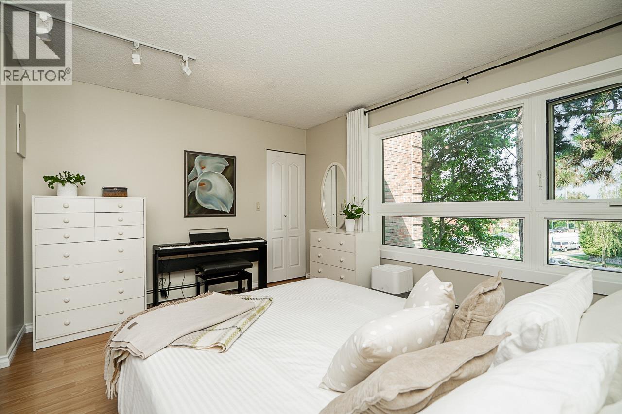 Photo 18 of 406 2366 Wall Street, Vancouver BC