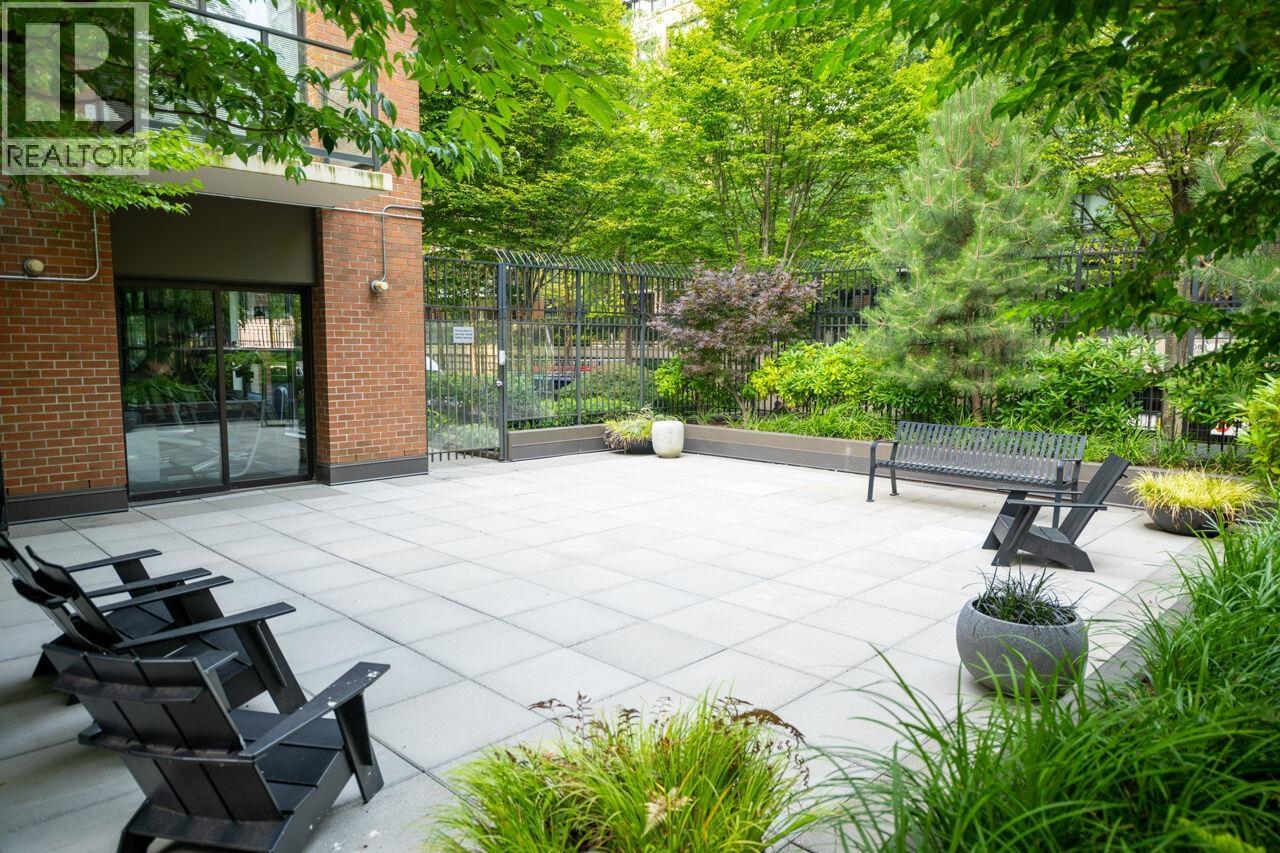 Photo 23 of 501 1055 Homer Street, Vancouver BC