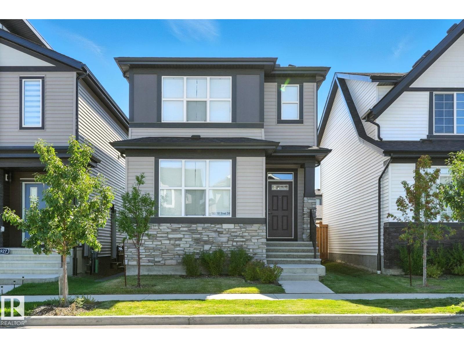 Photo 1 of 1931 160 St Sw, Edmonton AB