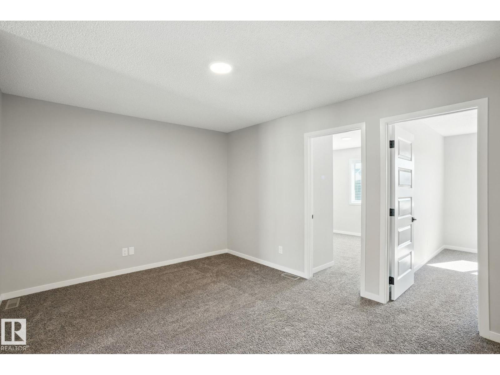 Photo 16 of 1931 160 St Sw, Edmonton AB
