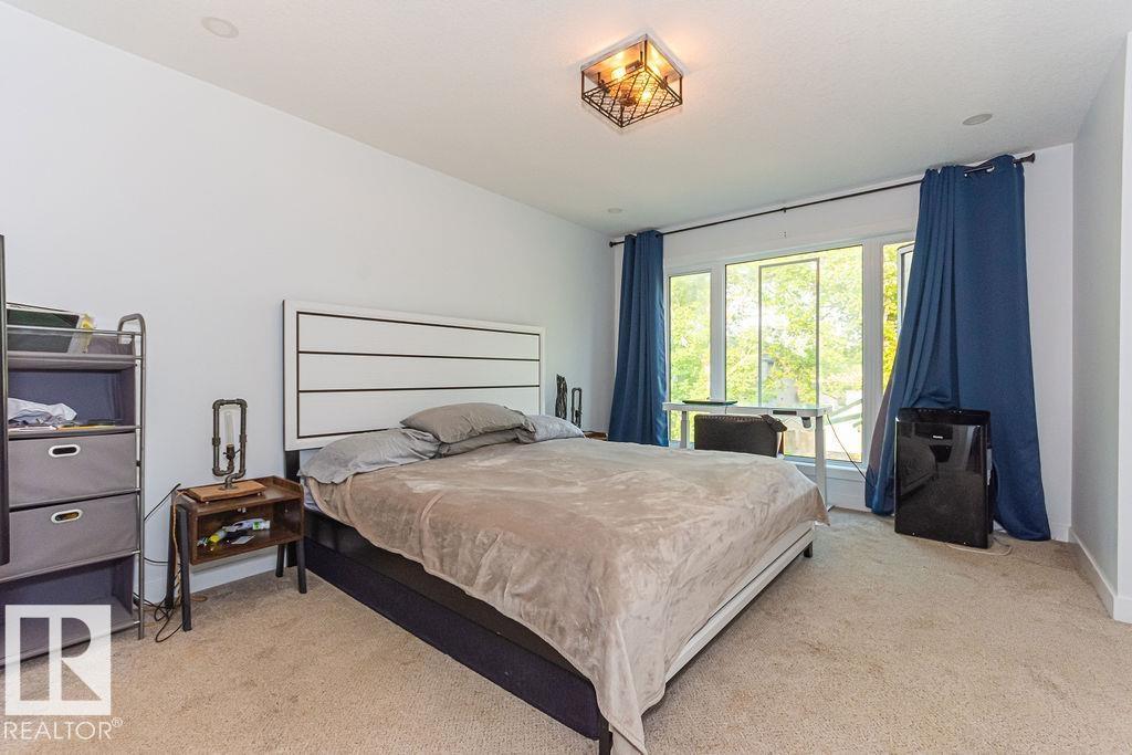 Photo 30 of 9740 152 St Nw, Edmonton AB