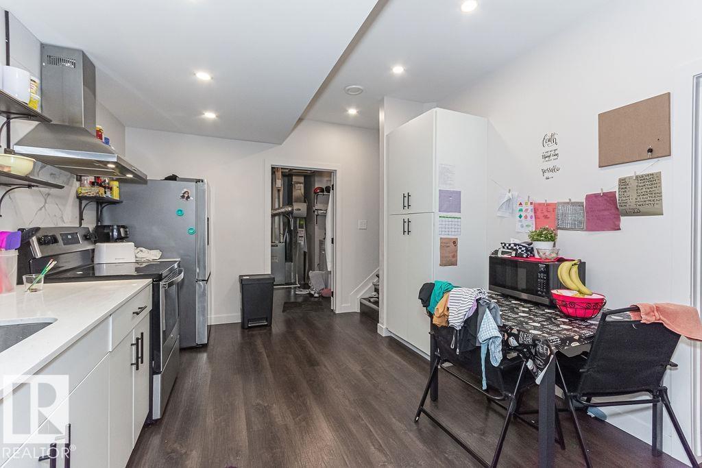 Photo 51 of 9740 152 St Nw, Edmonton AB