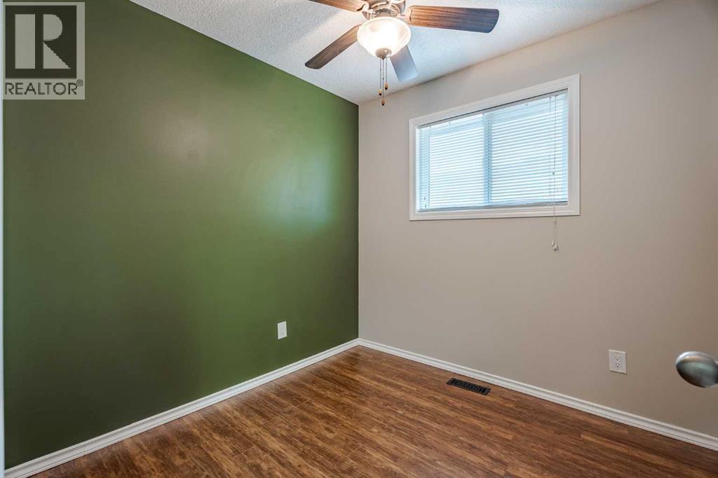 Photo 22 of 224 Jensen Drive Ne, Airdrie AB