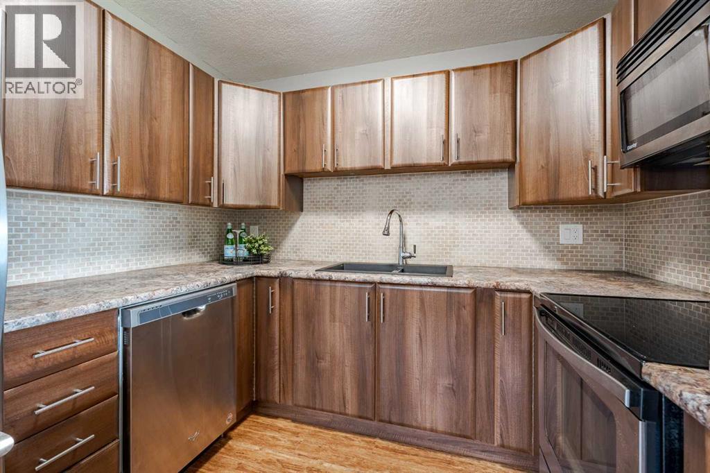 Photo 9 of 224 Jensen Drive Ne, Airdrie AB