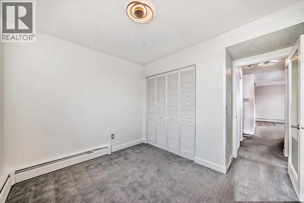 Photo 17 of 41 2414 14 A Street Sw, Calgary AB