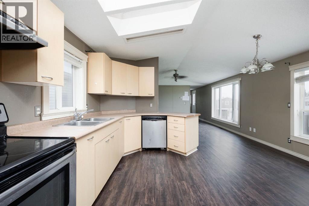313 Harpe Way, Fort McMurray