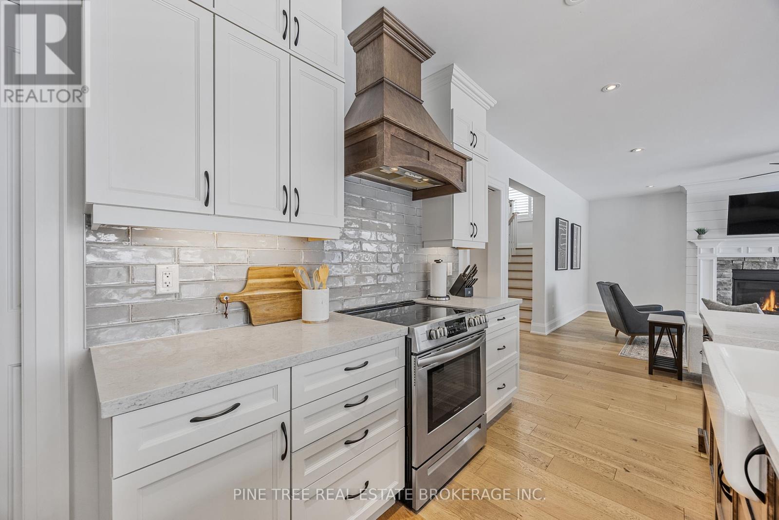 Photo 17 of 6 Colborne Street, Oromedonte ON