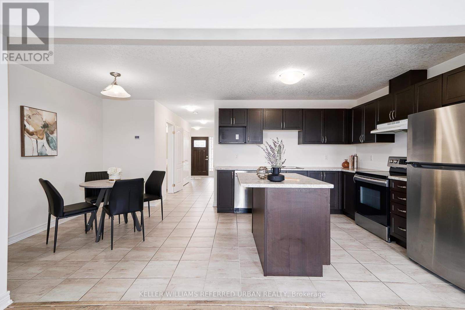 Photo 4 of 14 Foley Crescent, Collingwood ON
